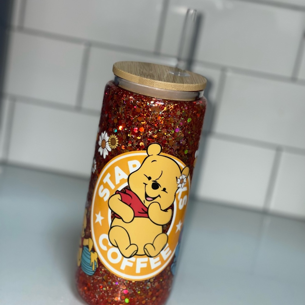 Winnie the Pooh Glitter Tumbler with Straw